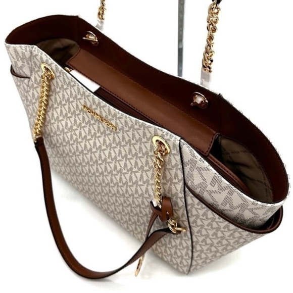 Michael Kors Large Chain Shoulder Bag & Double Zip Wallet Set Vanilla/Luggage - Picture 5 of 14